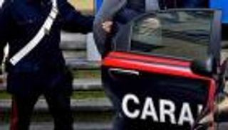 إيطالي يخفي جثة والدته 6 أشهر ليتقاضى معاشها