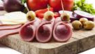 طريقة عمل لانشون الدجاج في المنزل