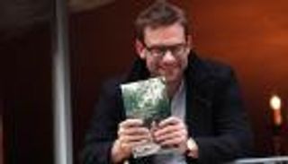 الروائي الحائز على جائزة "جونكور": "أولادهم من بعدهم" احتفاء بالحرية