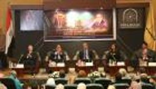 بالصور.. وزير الآثار المصري يحاضر في جامعة حلوان عن الاكتشافات الأخيرة