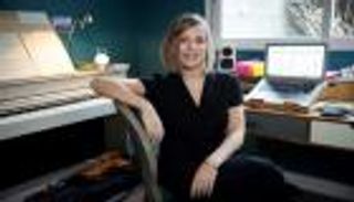 كاميي بيبان.. مؤلفة موسيقية في عالم يهيمن عليه الرجال