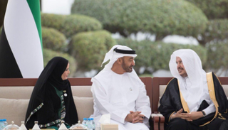 الشيخ محمد بن زايد ورئيس مجلس الشورى السعودي