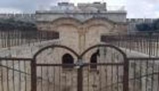 غضب فلسطيني جراء إغلاق الاحتلال "باب الرحمة" في المسجد الأقصى بالسلاسل