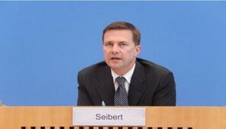 شتيفن زايبرت المتحدث باسم الحكومة الألمانية