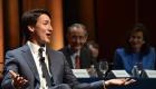 قضية فساد تطيح بمستشار رئيس وزراء كندا من منصبه