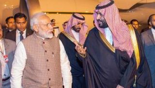 الأمير محمد بن سلمان مع رئيس الوزاراء الهندي