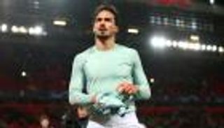 هوملز راضٍ عن التعادل مع ليفربول