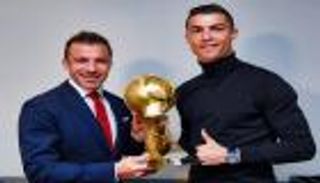 ديل بييرو ينصح يوفنتوس بإطلاق العنان لرونالدو في بطولته المفضلة