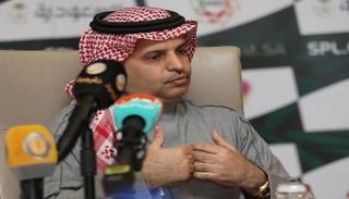 مسلي آل معمر رئيس رابطة دوري المحترفين