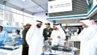 البواردي يتفقد أجنحة شركات وطنية وعالمية في "أيدكس ونافدكس"