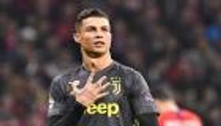 رونالدو يواصل استفزاز جماهير أتلتيكو مدريد بعد مباراة دوري الأبطال