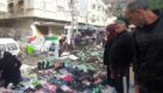 سوق "البالة" في غزة.. شاهد على أوضاع القطاع المتردية