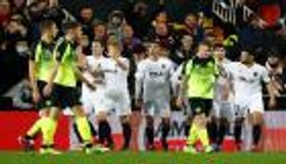 فالنسيا يقصي سلتيك.. ونابولي يتأهل لثمن نهائي الدوري الأوروبي