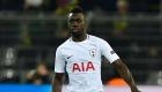 مدافع توتنهام رفض الانضمام إلى برشلونة