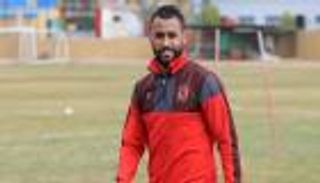 الأهلي المصري يقترب من استعادة عاشور وسليمان