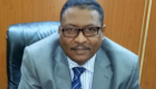 الحزب الحاكم بالسودان يدافع عن قرارات البشير: ضرورية لعدم الفوضى