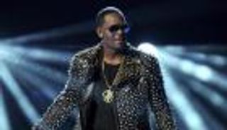  اتهام المغني الأمريكي آر كيلي بالاعتداء الجنسي