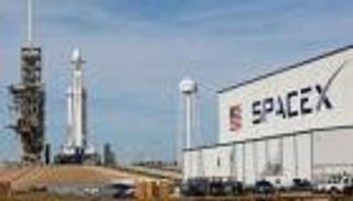 منح "سبيس إكس" الضوء الأخضر للذهاب إلى محطة الفضاء الدولية