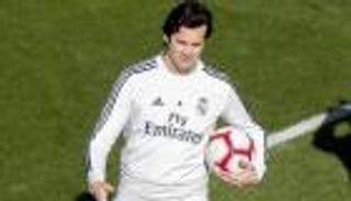 سولاري يسخر من "الليجا" بسبب الكلاسيكو