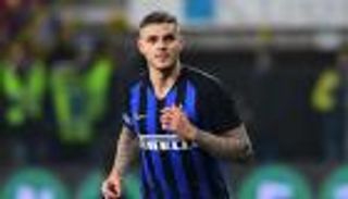 تقارير.. جراحة في الركبة تهدد مسيرة إيكاردي مع إنتر ميلان