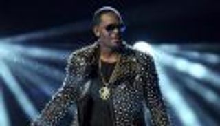 كفالة مليون دولار للمغني الأمريكي آر كيلي في تهم الاعتداء الجنسي