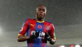 أرسنال يتصدر سباق التعاقد مع ظهير كريستال بالاس