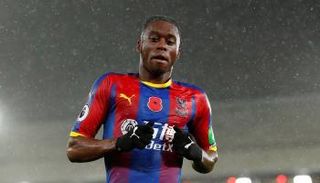 آرون وان بيساكا 