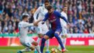 بيكيه يستفز ريال مدريد قبل الكلاسيكو