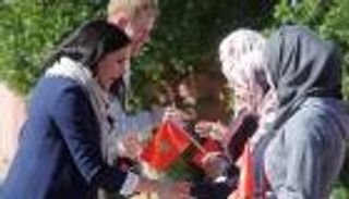 بالصور.. هاري وميجان في المغرب بآخر رحلة رسمية قبل ولادة طفلهما