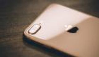 هواتف آيفون تنضم لسباق الـ5G خلال 2020