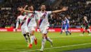 كريستال بالاس يحرج ليستر سيتي برباعية أمام جماهيره