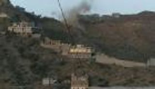 معارك حجور.. مقتل 40 حوثيا والقبائل تحبط تسللات الانقلابيين