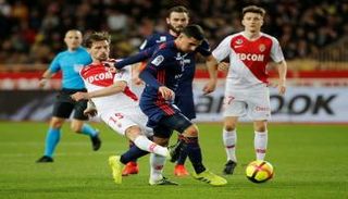 من مباراة موناكو وليون 