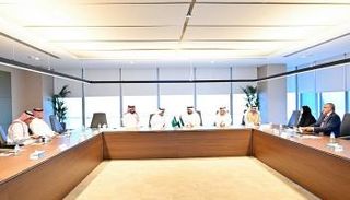 جانب من لقاء دائرة الطاقة في أبوظبي ووفد سعودي