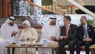 الشيخ محمد بن زايد آل نهيان وسفير شؤون حرية الأديان الأمريكي