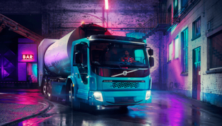 شاحنة فولفو العملاقة المزمع طرحها العام المقبل