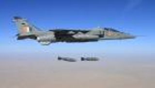 ضربة جوية هندية لمعسكر ناشطين بكشمير الباكستانية.. وإسلام آباد: تصدينا لها