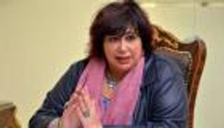 وزيرة الثقافة المصرية تزور أكاديمية الفجيرة للفنون الجميلة