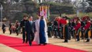 محمد بن زايد في سيؤول.. تعزيز للشراكات السياسية والاقتصادية والإقليمية