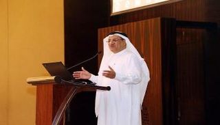 حميد محمد القطامي المدير العام لهيئة الصحة بدبي