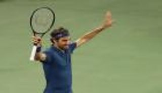 فيدرر يبلغ نصف نهائي بطولة دبي للتنس