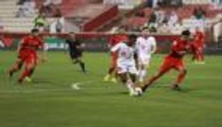 الشارقة يبتعد بصدارة الدوري الإماراتي بفوز قاتل على الفجيرة