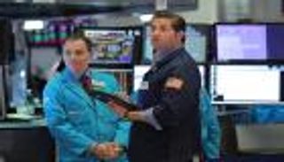 مؤشرات بورصة وول ستريت الثلاثة تغلق منخفضة 