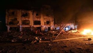 موقع الهجوم الإرهابي في العاصمة الصومالية - رويترز