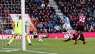 رياض محرز سعيد بمواصلة الضغط على ليفربول