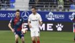 هويسكا يباغت إشبيلية بثنائية في الدوري الإسباني