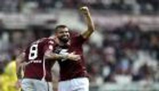 تورينو يصعق فيرونا بثلاثية في الدوري الإيطالي
