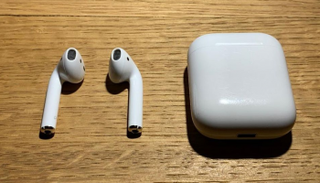 سماعة أبل Airpods