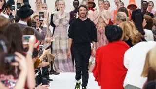 المخرج الإبداعي لدار فالنتينو بيرباولو بيتشولي