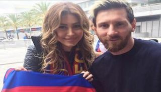 الفنانة اللبنانية يارا مع ميسي - أرشيفية